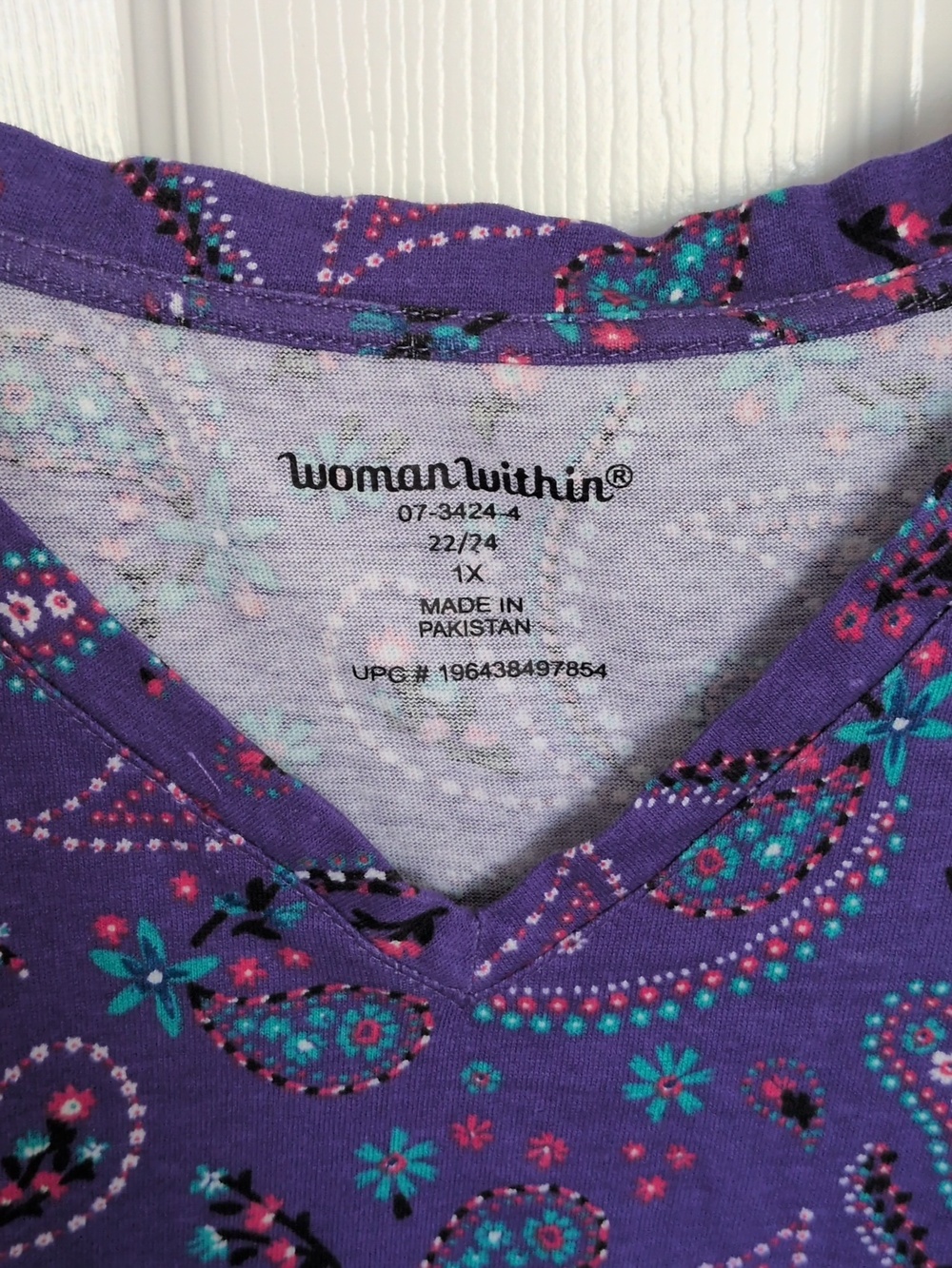 Woman Within Purple Paisley Long Sleeve V Neck Top - 1X 22/24 - Picture 2 of 6